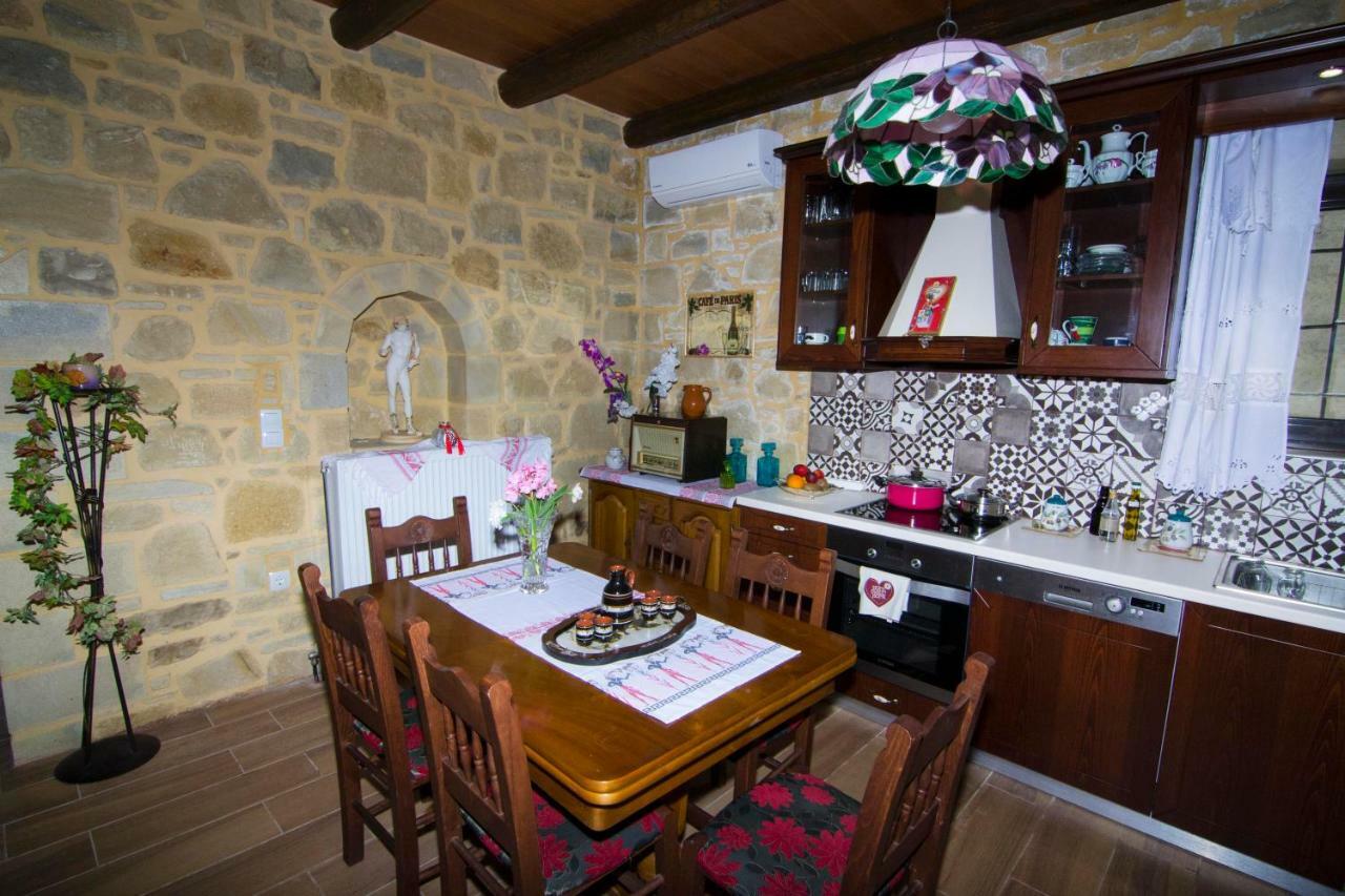 הוילה קיסאמוס Mansion Rokka מראה חיצוני תמונה
